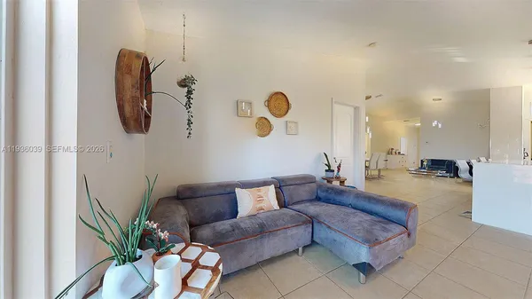 $615,000 | 2625 40th Avenue Southeast, Naples, FL 34117