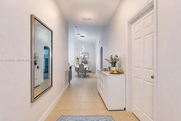 $615,000 | 2625 40th Avenue Southeast, Naples, FL 34117