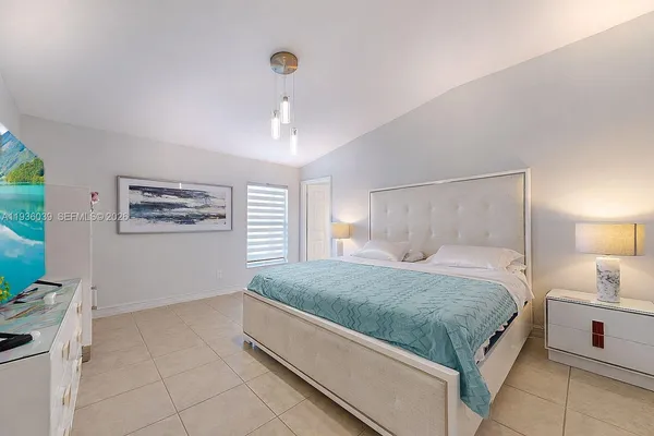 $615,000 | 2625 40th Avenue Southeast, Naples, FL 34117