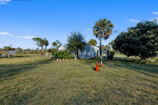 $615,000 | 2625 40th Avenue Southeast, Naples, FL 34117