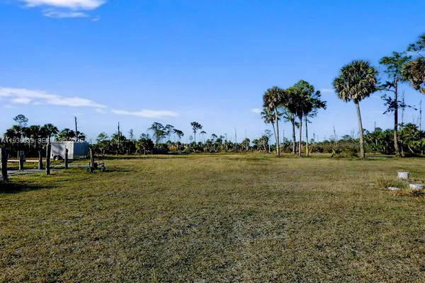 $615,000 | 2625 40th Avenue Southeast, Naples, FL 34117