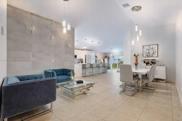 $615,000 | 2625 40th Avenue Southeast, Naples, FL 34117