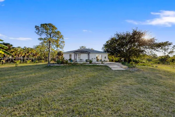 $615,000 | 2625 40th Avenue Southeast, Naples, FL 34117