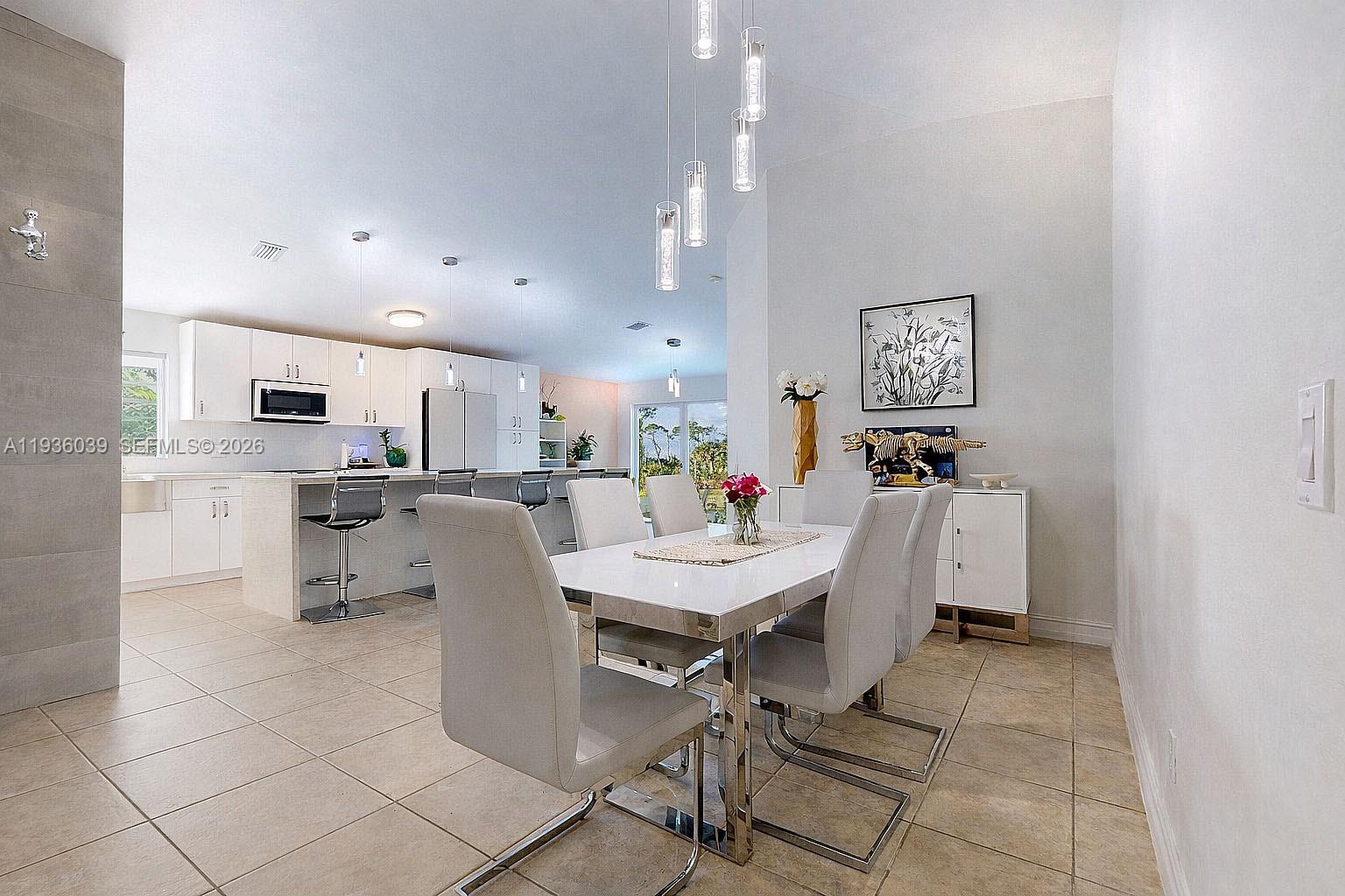 2625 40th Avenue Southeast Naples, FL 34117 - Photo 10 of 81