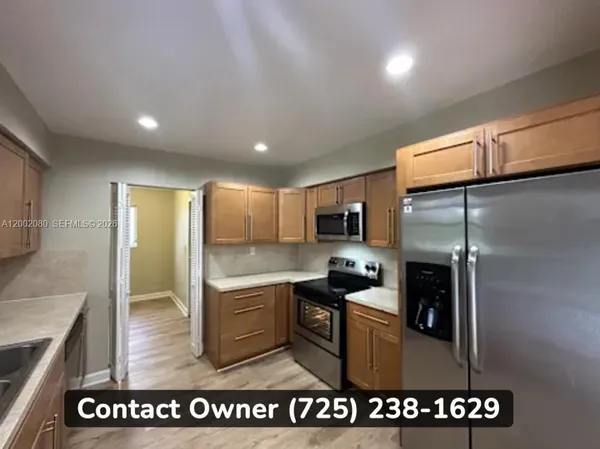 $2,200 | 3000 Southwest 97th Court, Miami, FL 33165