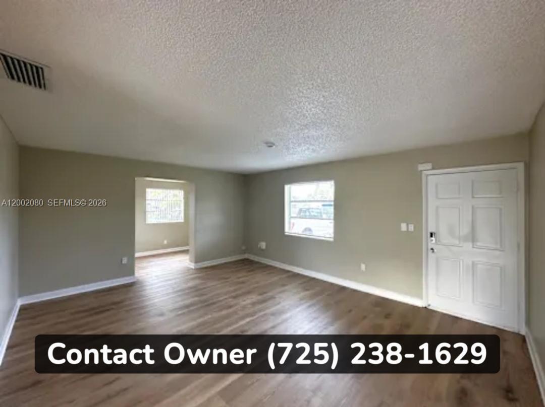 3000 Southwest 97th Court Miami, FL 33165 - Photo 6 of 8