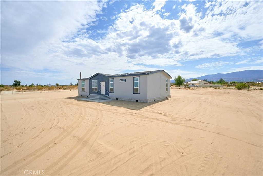 12872 Mountain Road Pinon Hills, CA 92372 - Photo 1 of 1 Gallery Image 1