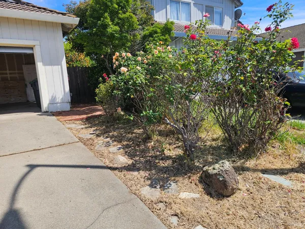 $439,000 | 2454 East Atlantic Avenue, Fairfield, CA 94533