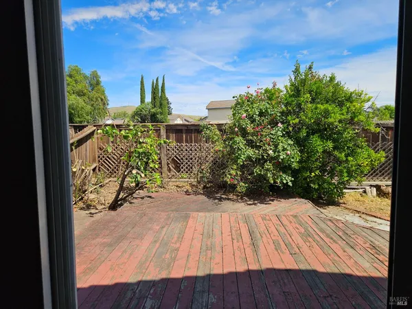 $439,000 | 2454 East Atlantic Avenue, Fairfield, CA 94533