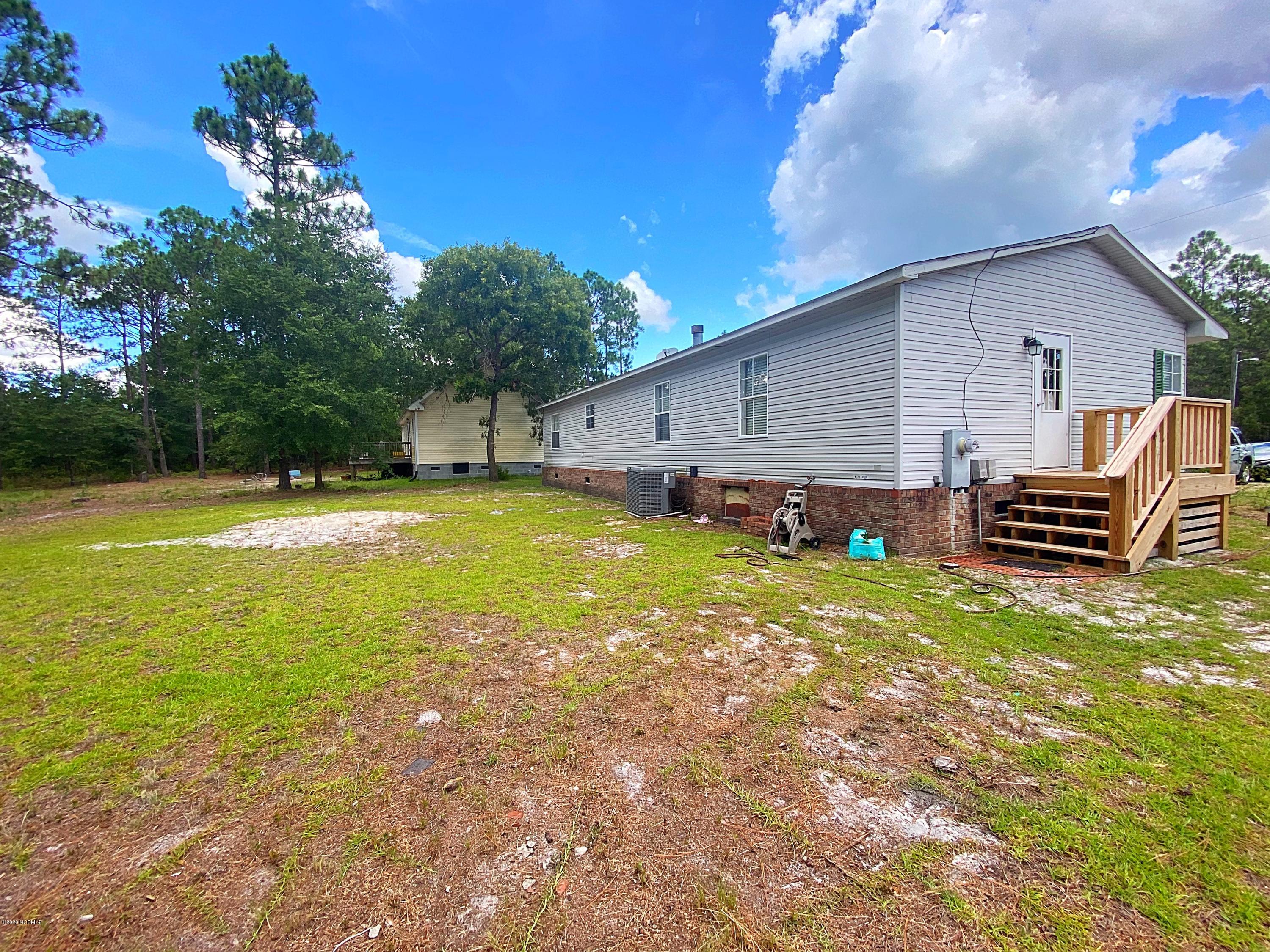 500 Cherokee Road Southport, NC 28461 - Photo 4 of 21 7F8C9B9D-F78F-4546-88CD-793579CB530B