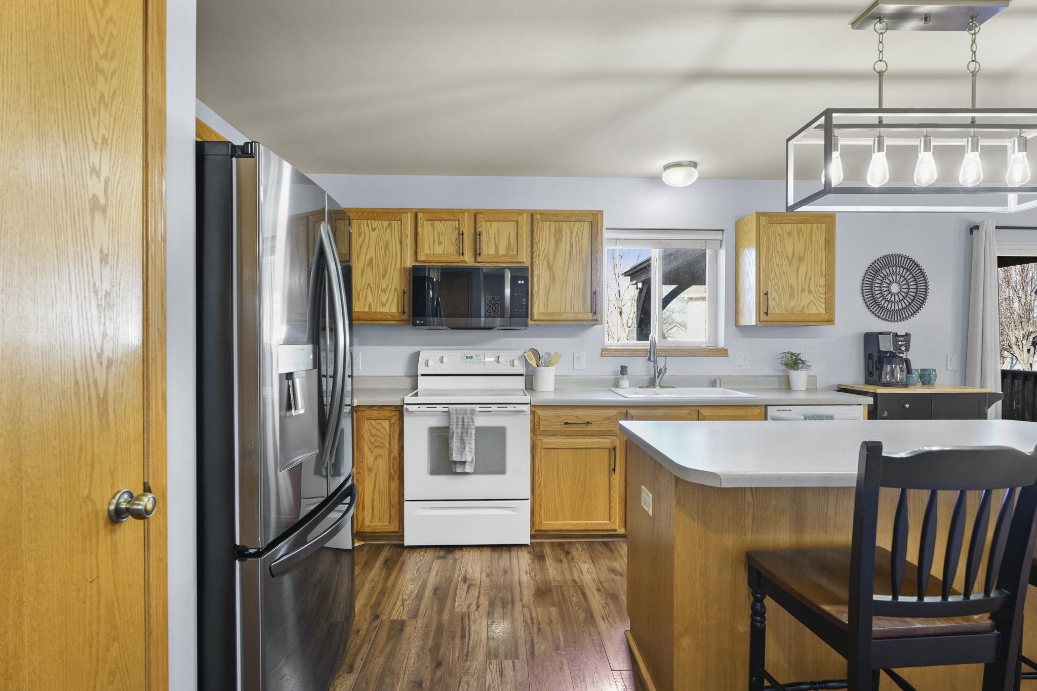 930 Tony Drive Madison, WI 53704 - Photo 12 of 39