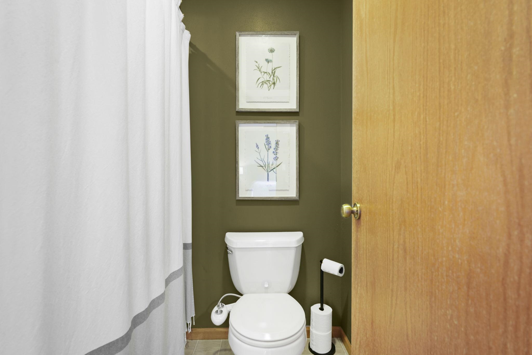 930 Tony Drive Madison, WI 53704 - Photo 24 of 39