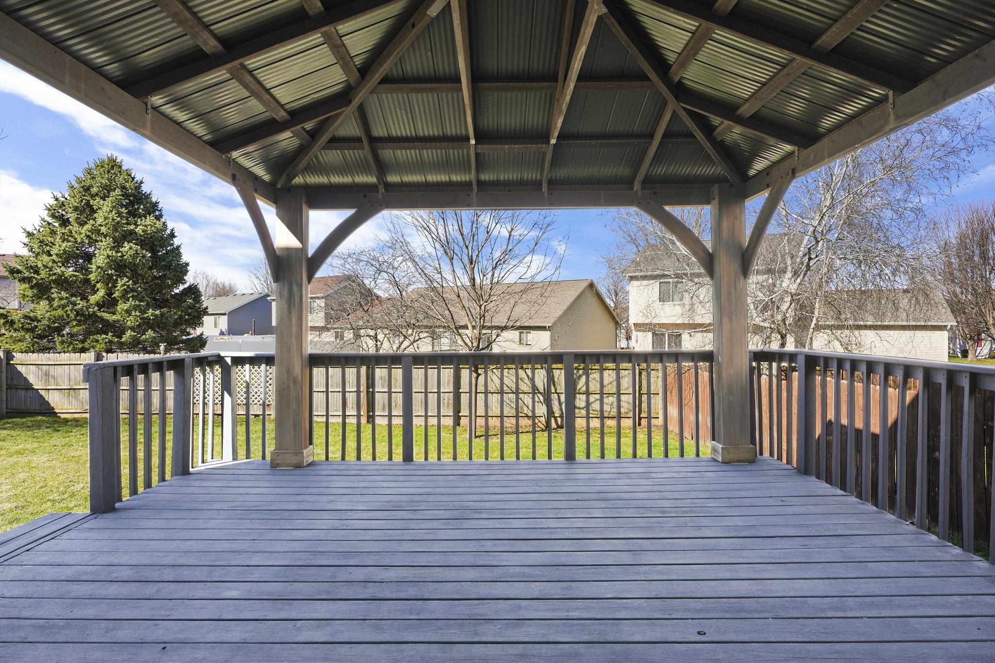 930 Tony Drive Madison, WI 53704 - Photo 32 of 39