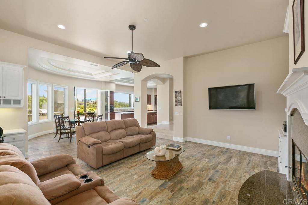 970 Dove Run Road Encinitas, CA 92024 - Photo 16 of 31