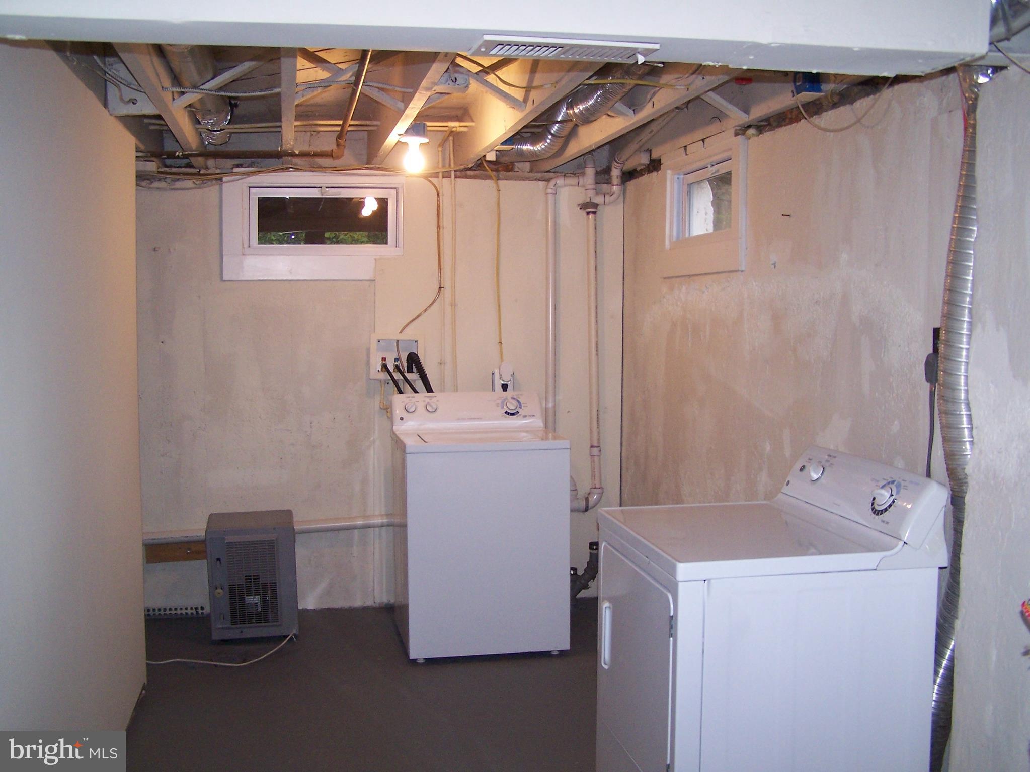 12215 Judson Road Silver Spring, MD 20902 - Photo 14 of 16 laundry area