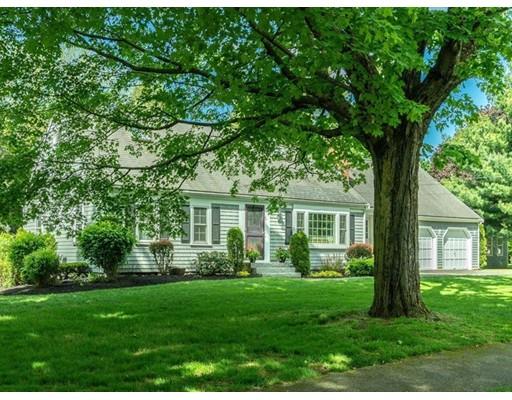 6 New Meadow Road Lynnfield, MA 01940 - Photo 1 of 30 Gallery Image 1
