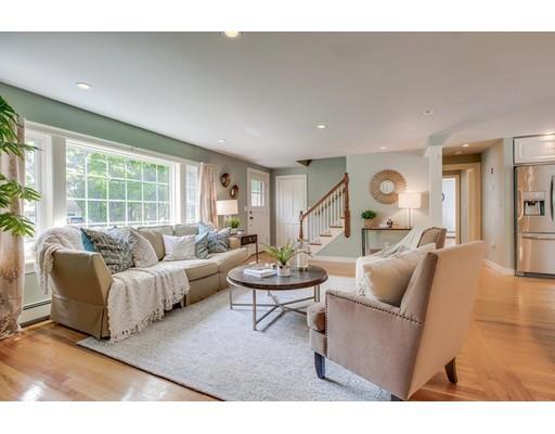 6 New Meadow Road Lynnfield, MA 01940 - Photo 7 of 30 Gallery Image 7