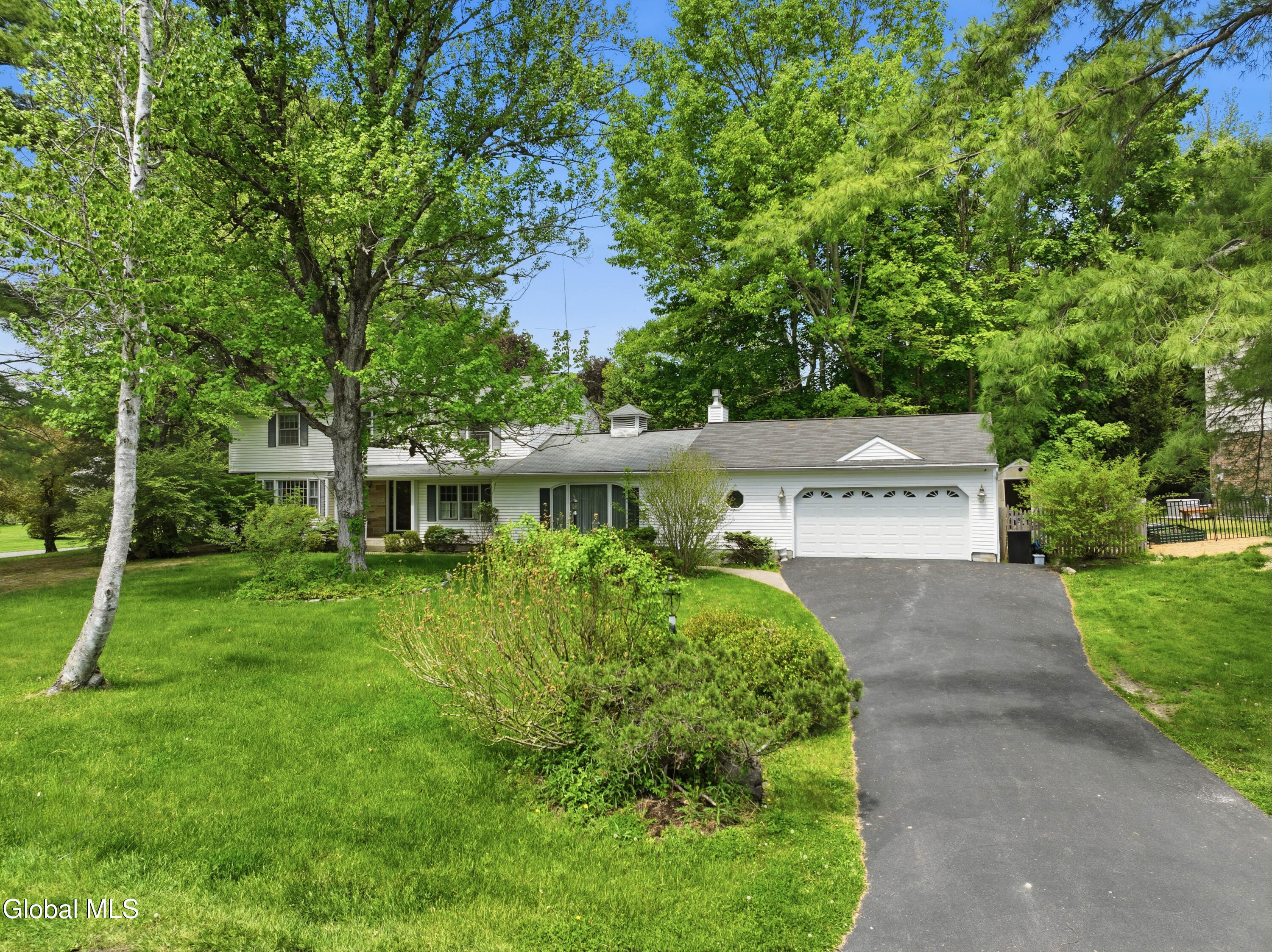 60 Thorndale Road Bethlehem, NY 12159 - Photo 29 of 39 DJI_0525