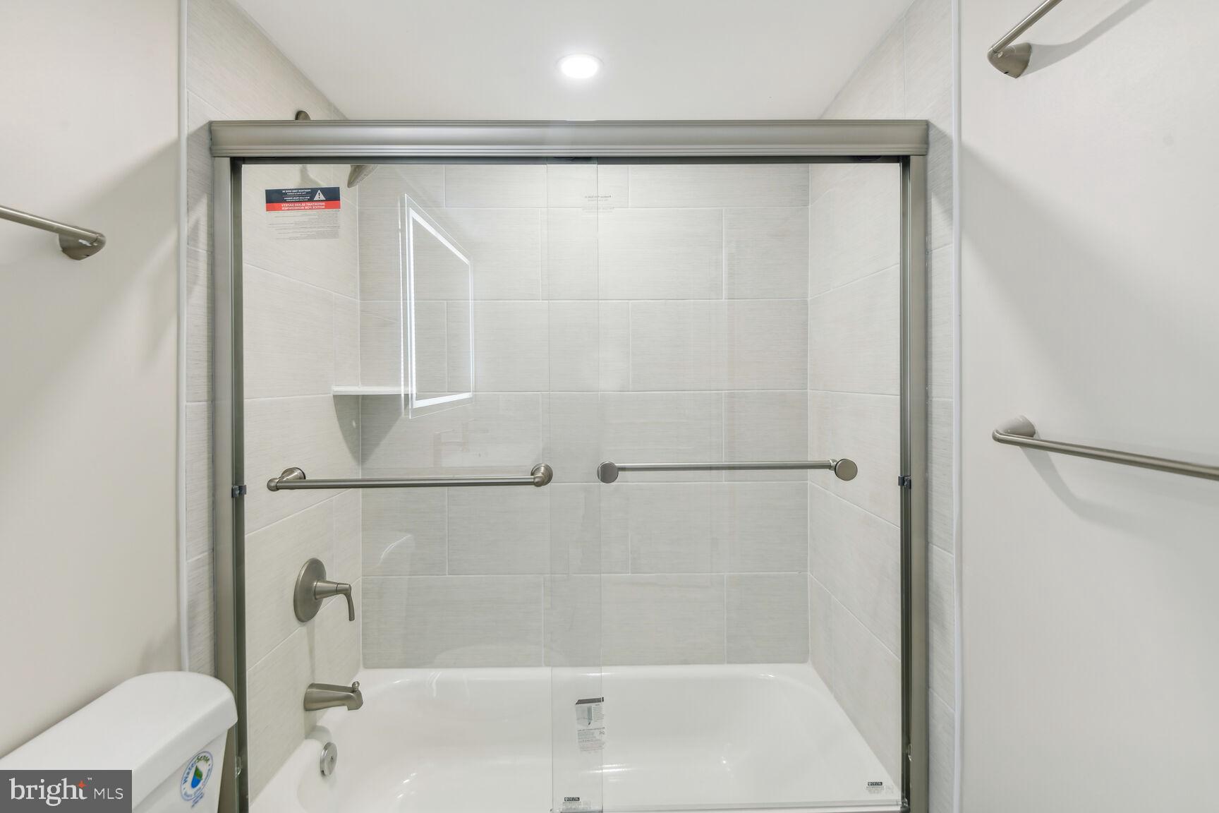 327-329 8th Street Northeast, Unit 3 Washington, DC 20002 - Photo 23 of 28