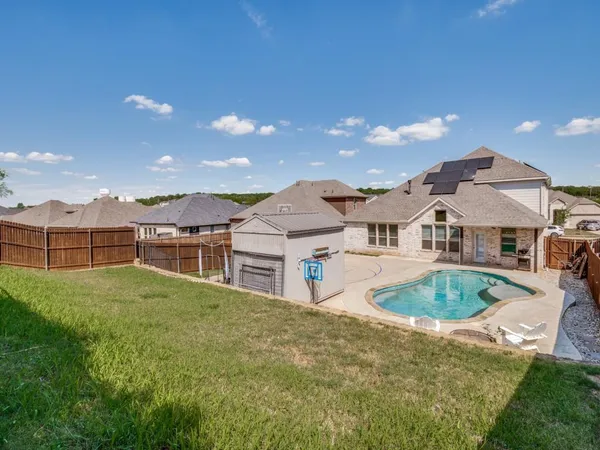 $479,500 | 1232 Rushmore Drive, Burleson, TX 76028