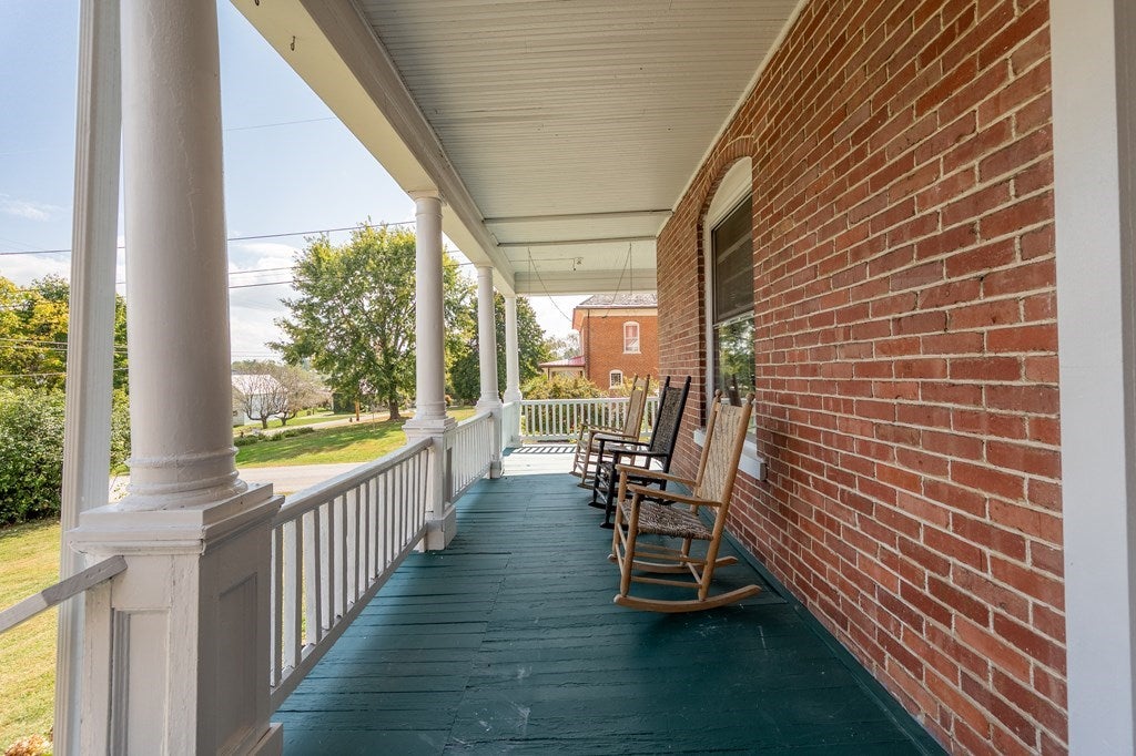 401 Church Street Rural Retreat, VA 24368 - Photo 8 of 75 Gallery Image 8