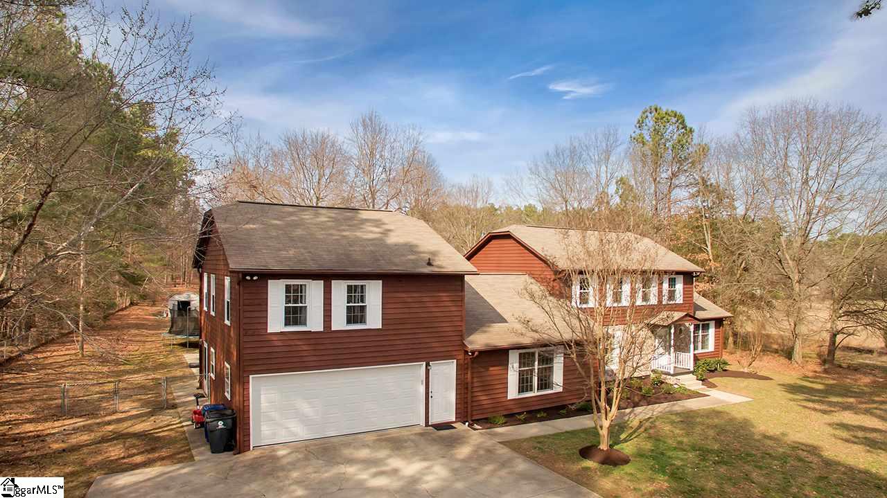 233 Stewart Road Simpsonville, SC 29681 - Photo 4 of 36