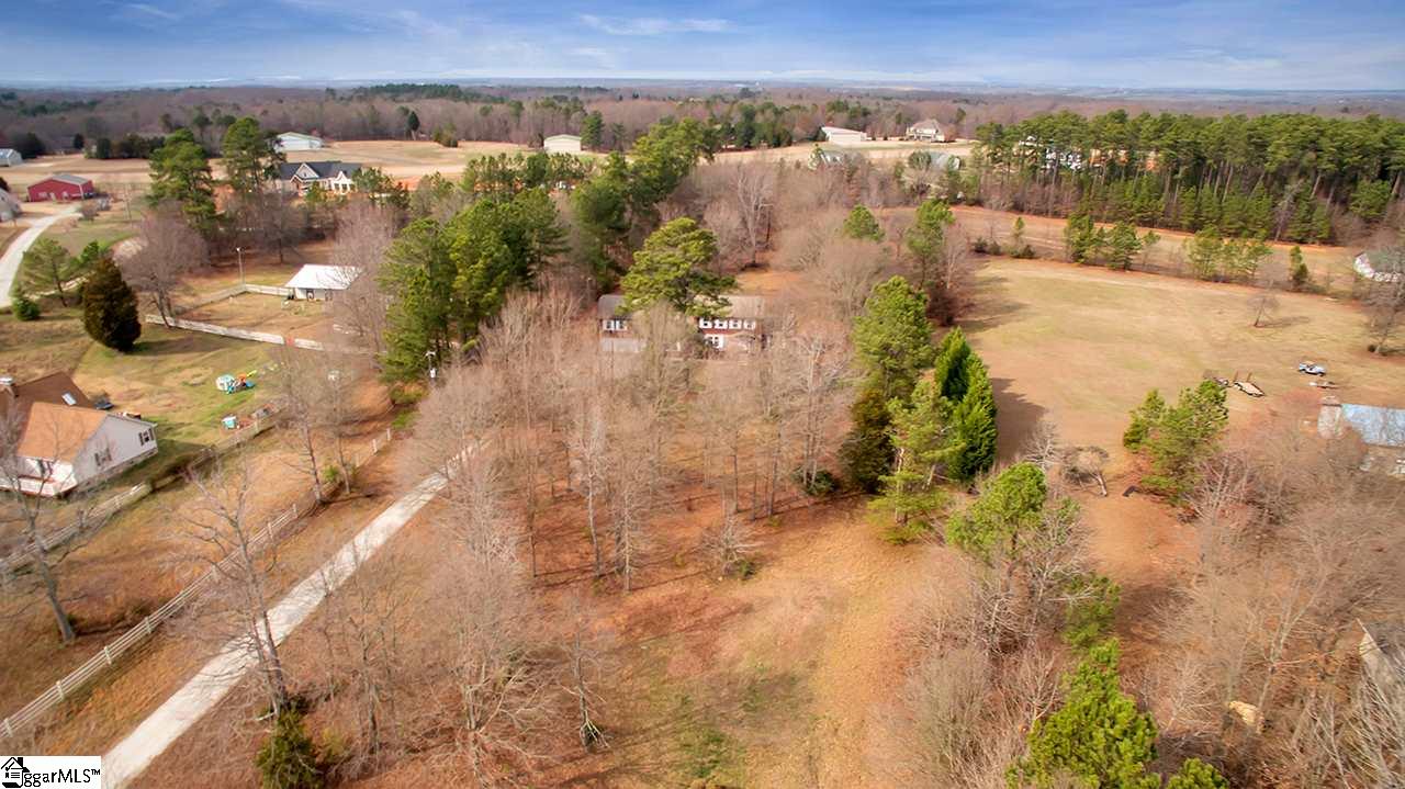 233 Stewart Road Simpsonville, SC 29681 - Photo 35 of 36