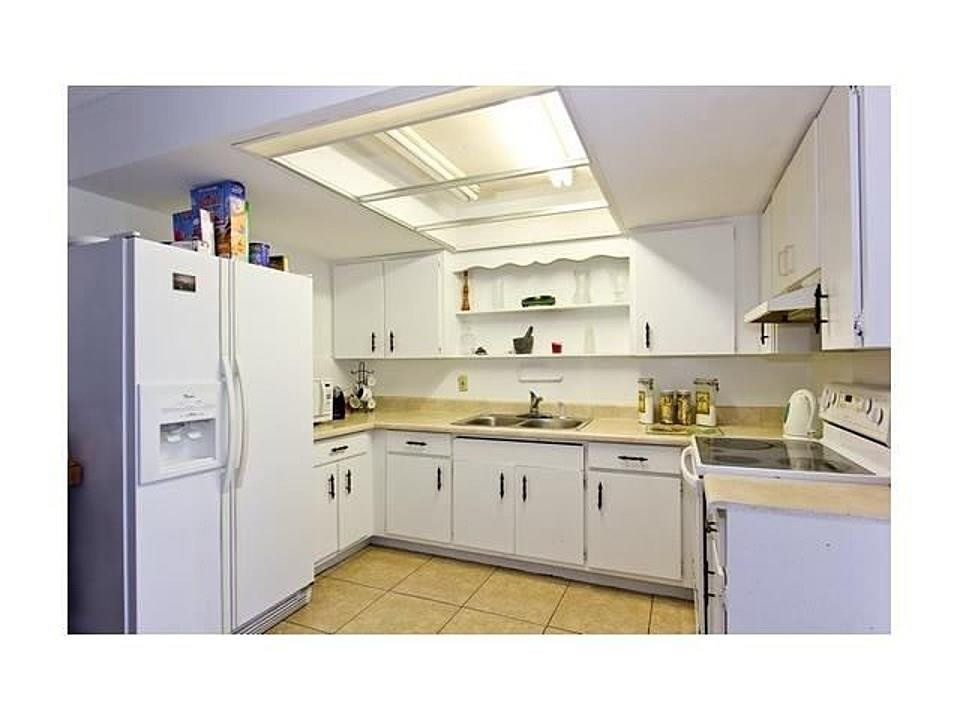 3091 Ford Road Lake Worth Beach, FL 33461 - Photo 1 of 8 Photo 1