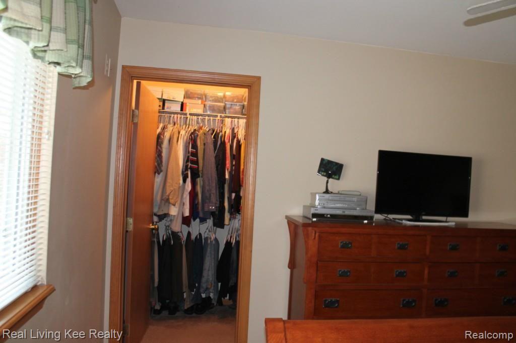 3855 Bishop Road Dryden, MI 48428 - Photo 9 of 26 IMG_1071.jpg