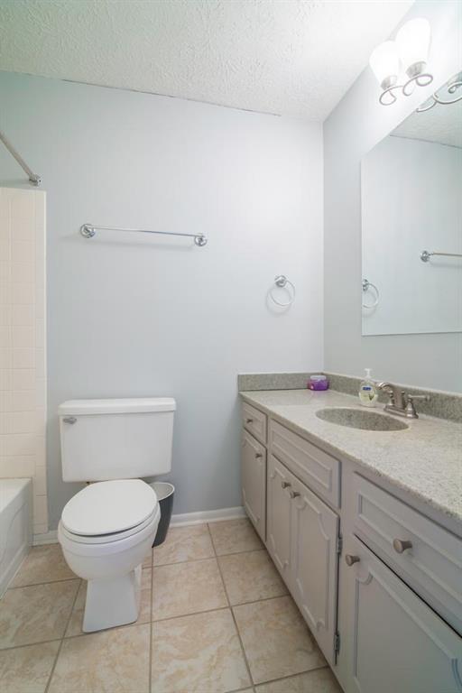 8649 Fox Ridge Lane Indianapolis, IN 46256 - Photo 15 of 26 Gallery Image 15