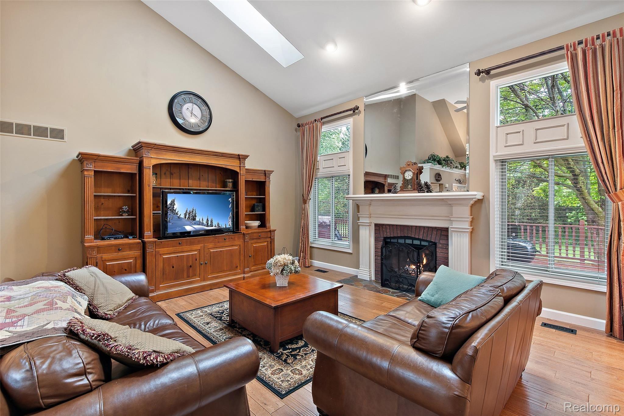 49869 Riverside Drive Macomb, MI 48044 - Photo 23 of 58 49869 Riverside Dr-4.jpg