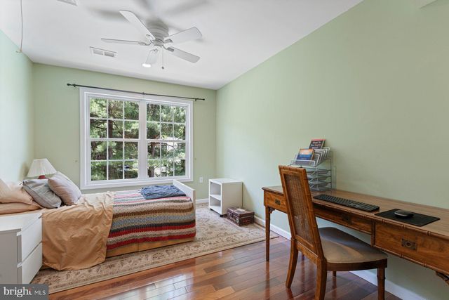 $1,300,000 | 1919 Dundee Road, Rockville, MD 20850