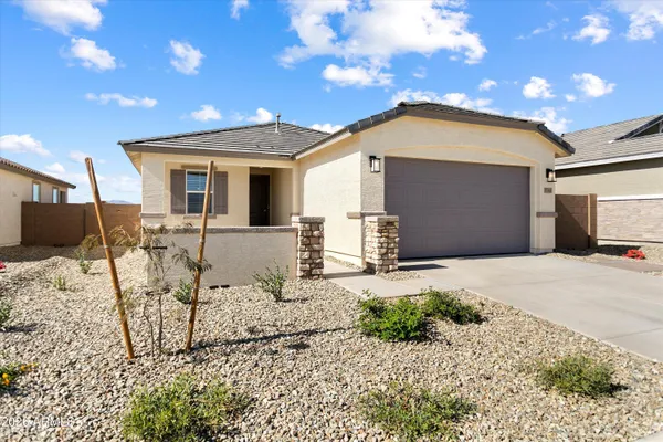 $2,150 | 17337 West Smoketree Drive, Surprise, AZ 85387