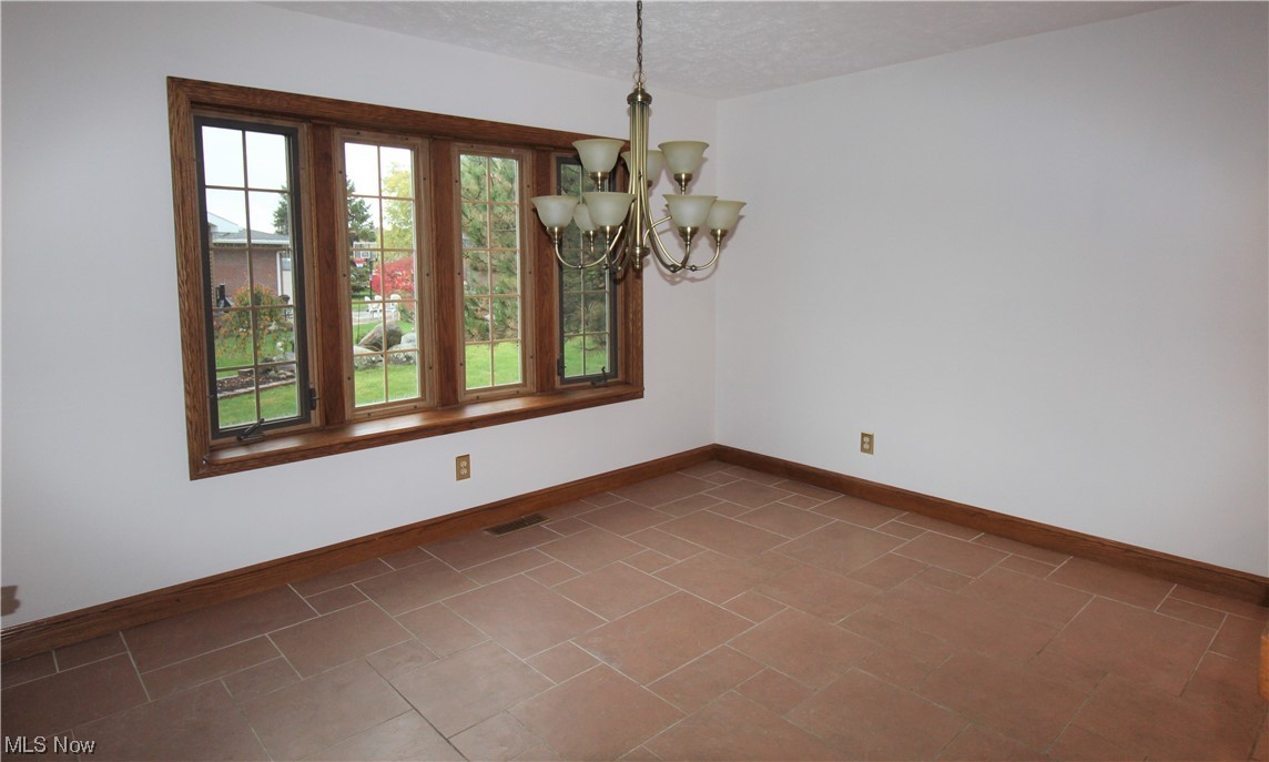 10449 Smucker Road Orrville, OH 44667 - Photo 11 of 35