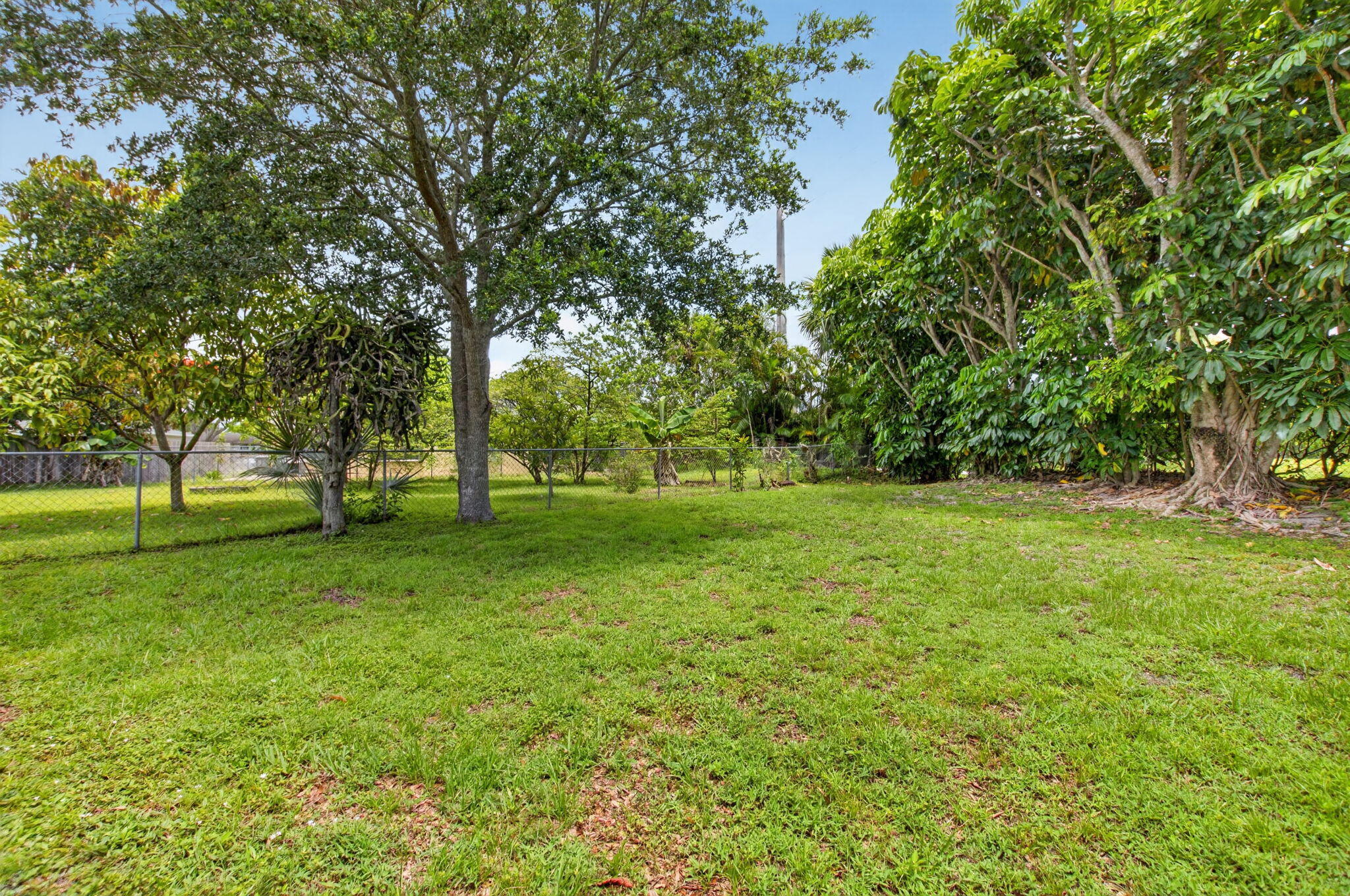 9734 Alaska Circle Boca Raton, FL 33434 - Photo 23 of 25 Yard