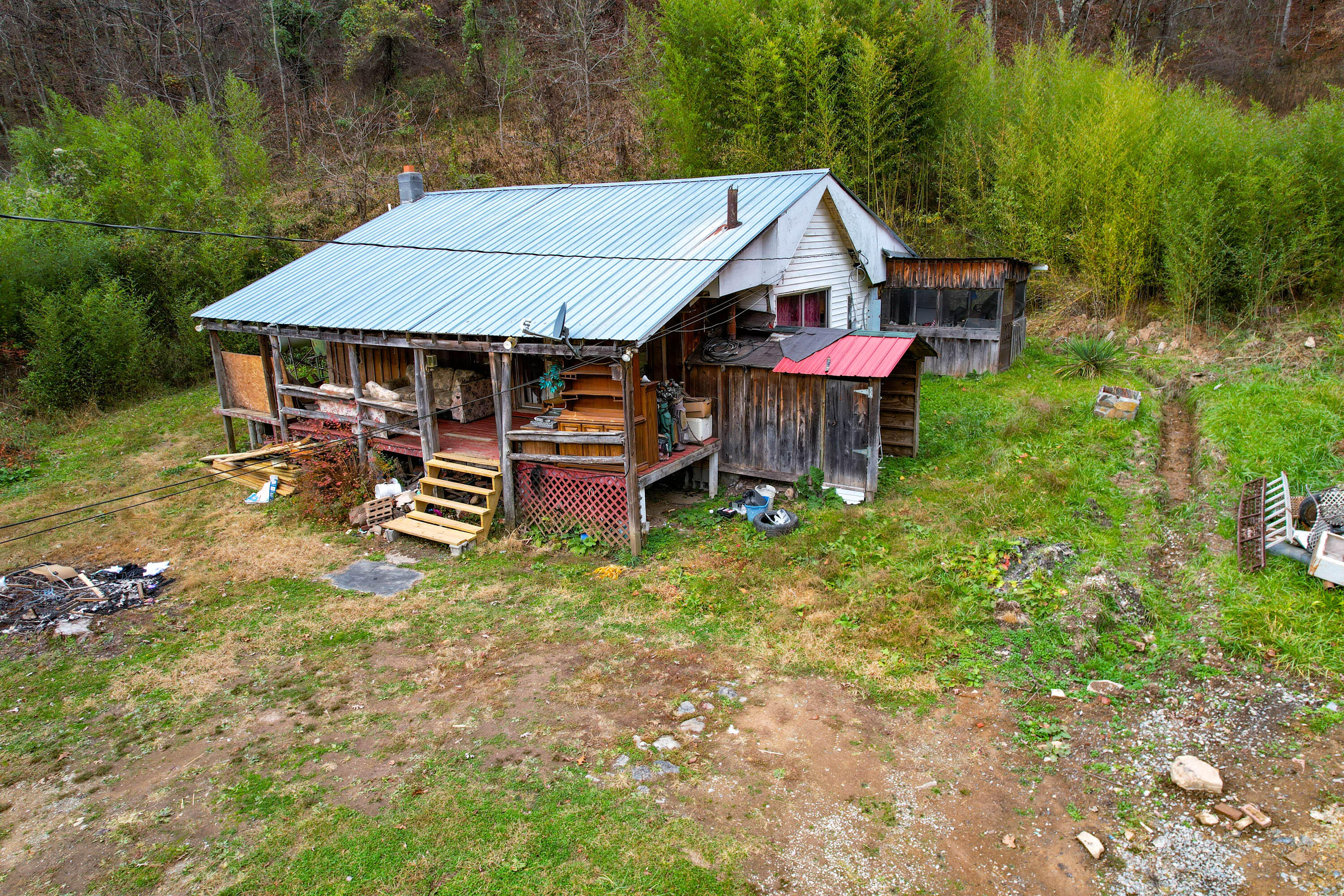 445 Poor Valley Road Saltville, VA 24370 - Photo 25 of 27 Saltville-21