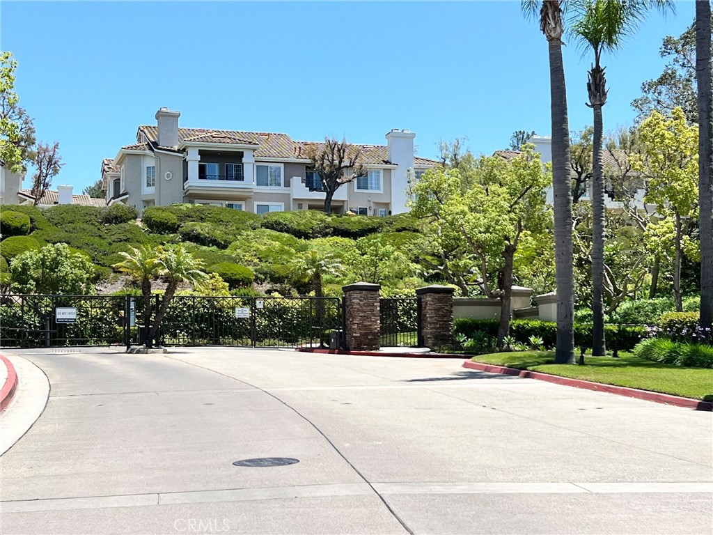 1089 South Sundance Dr  