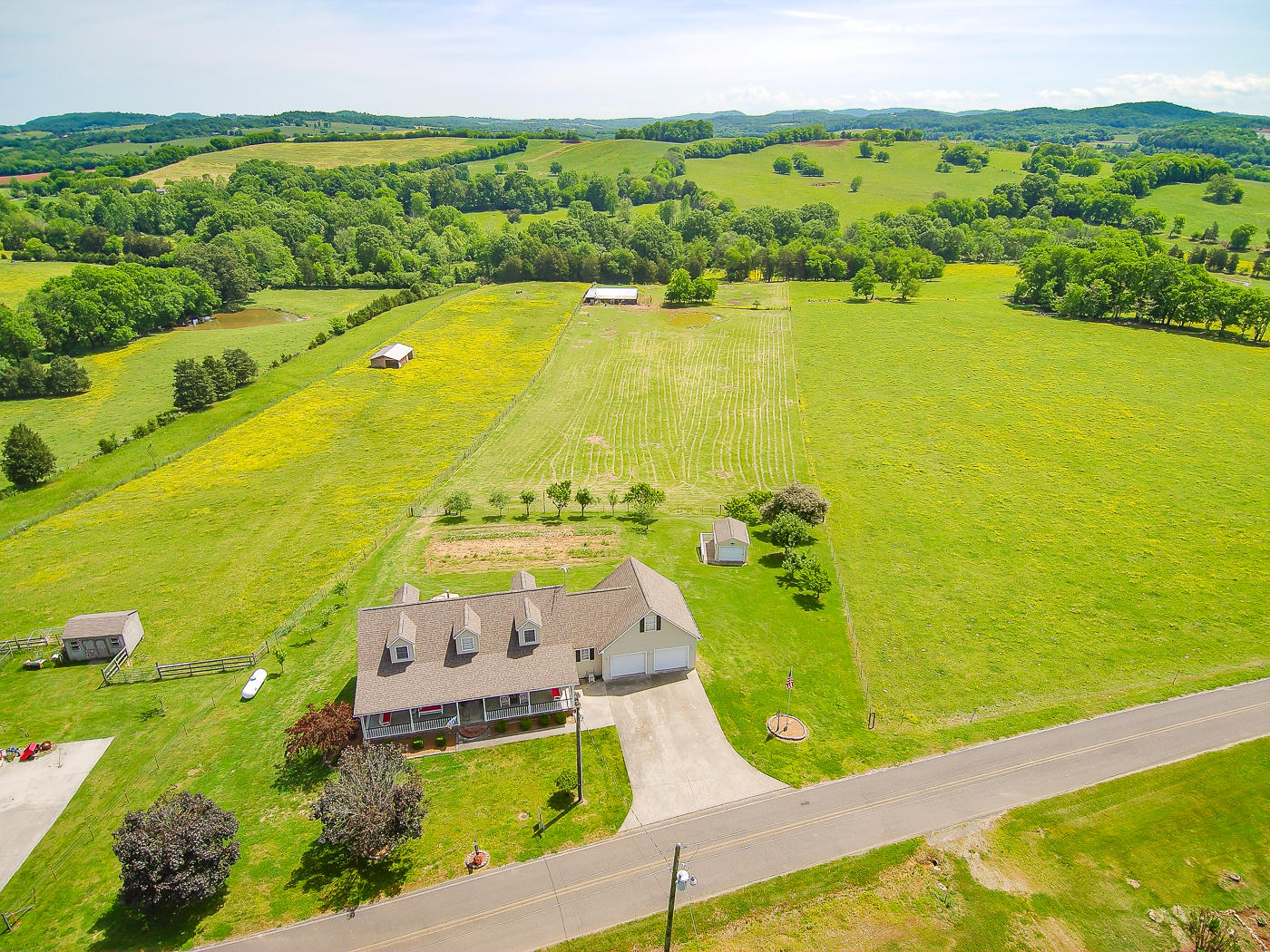 690 Beard Road Strawberry Plains, TN 37871 - Photo 1 of 39 690-Beard-Rd-Strawberry-Plains-TN-35