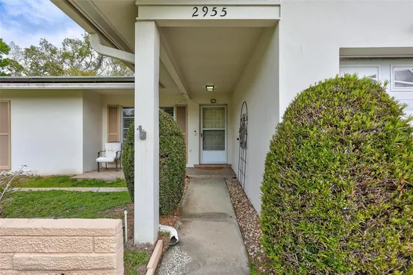 $329,900 | 2955 Briar Cliff Drive, Palm Harbor, FL 34684