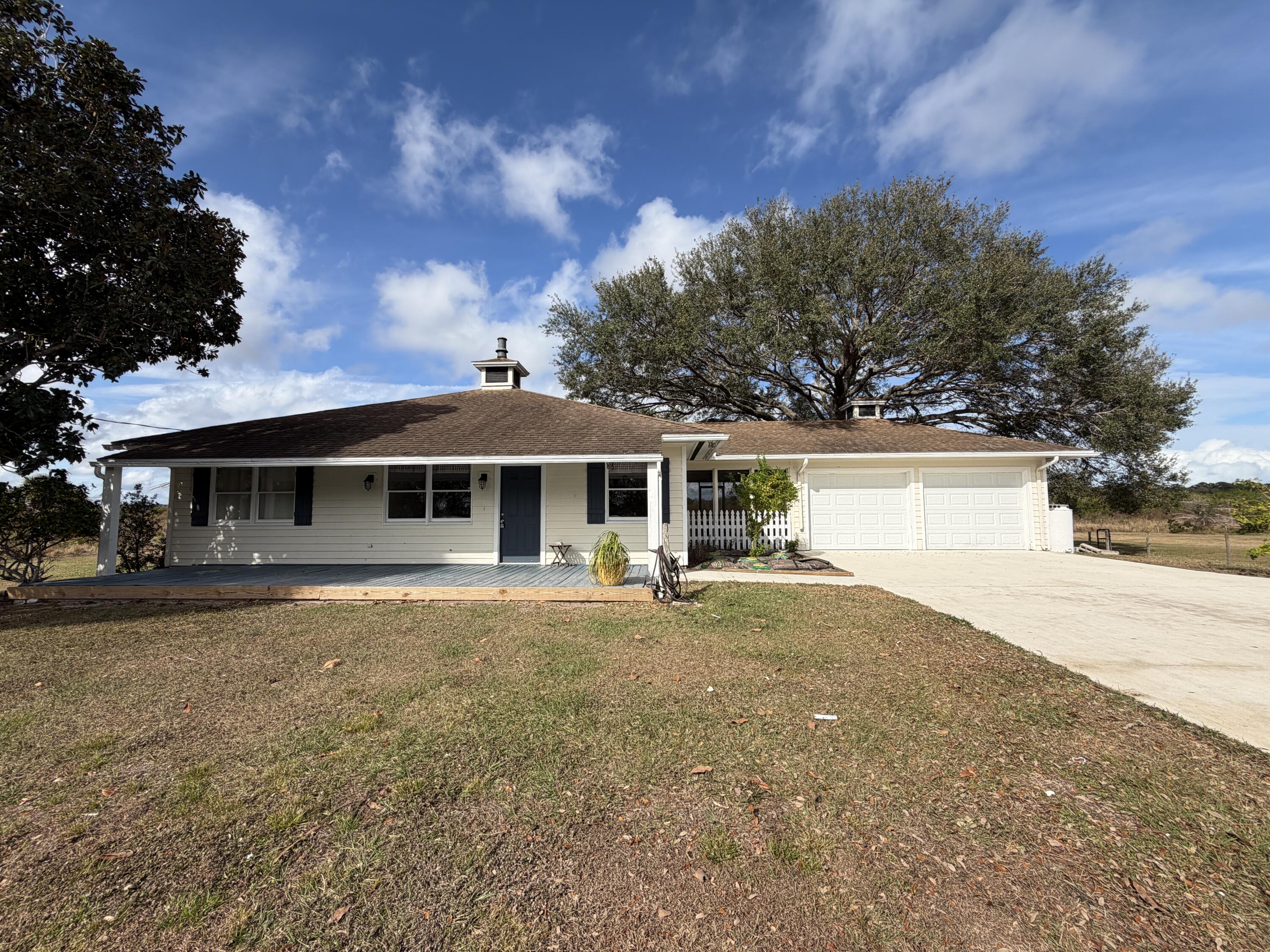 4000 Seminole Road Fort Pierce, FL 34951 - Photo 4 of 11 IMG_2224