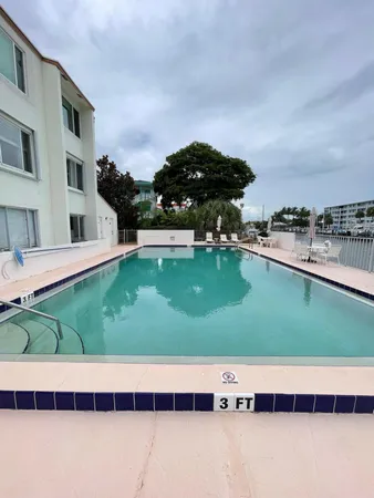 $1,550 | 125 Shore Court, Unit 205A, North Palm Beach, FL 33408