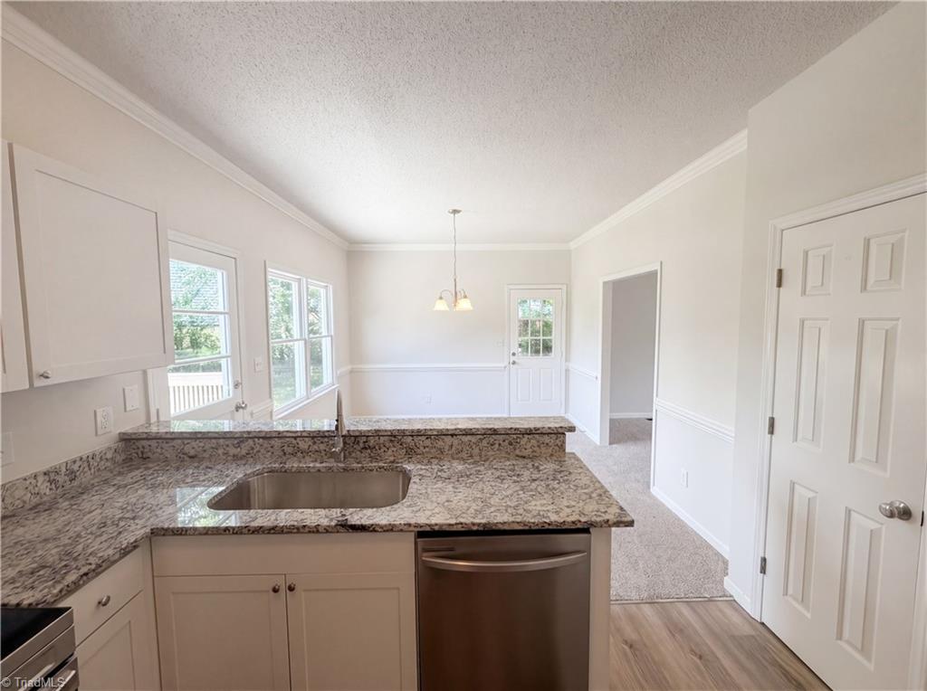 3719 Harrington Point High Point, NC 27265 - Photo 7 of 17