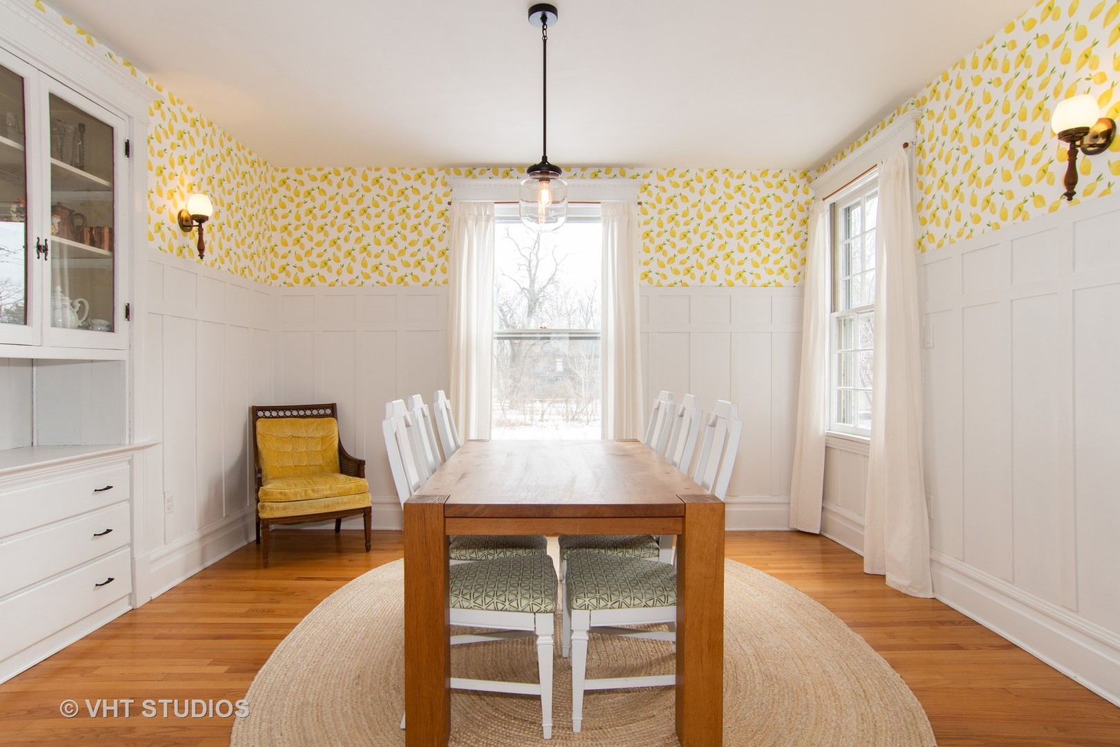 32-w028 Army Trail Road Wayne, IL 60184 - Photo 14 of 39 a view of a dining room with furniture and window