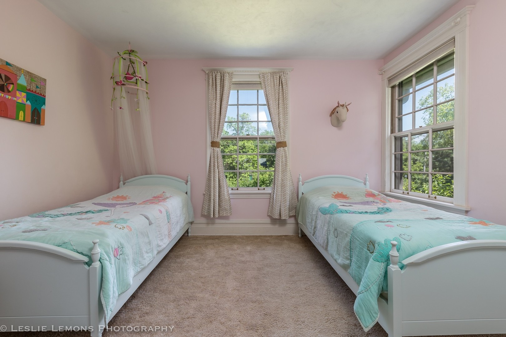 32-w028 Army Trail Road Wayne, IL 60184 - Photo 25 of 39 a bedroom with a bed and a window