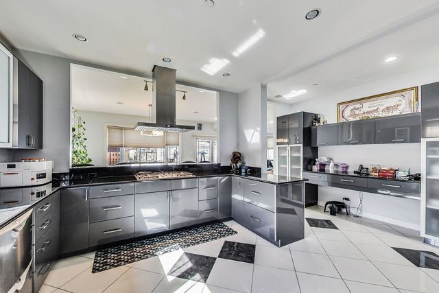 $651,000 | 9432 Le Claire Avenue, Skokie, IL 60077