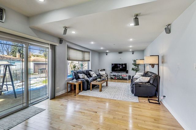 $651,000 | 9432 Le Claire Avenue, Skokie, IL 60077