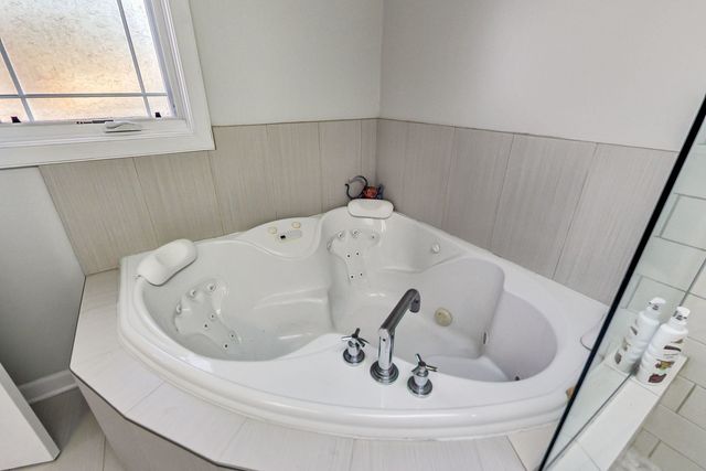 $651,000 | 9432 Le Claire Avenue, Skokie, IL 60077