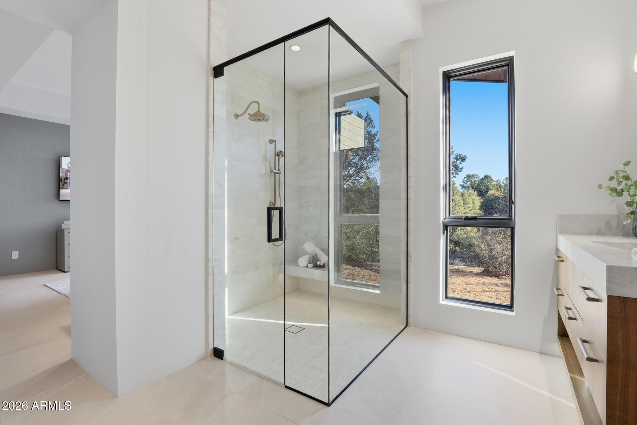 108 South Rim Club Drive Payson, AZ 85541 - Photo 17 of 56 a bathroom with a shower and a tub