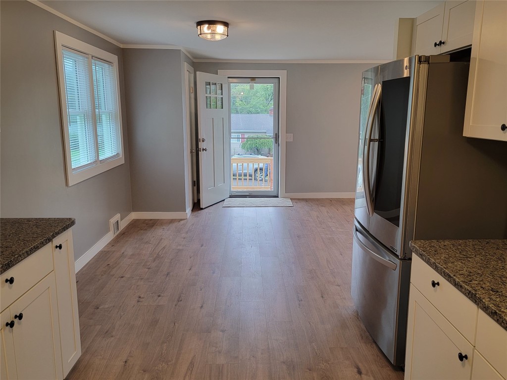 1648 Rita Road Vestal, NY 13850 - Photo 8 of 32 Gallery Image 8