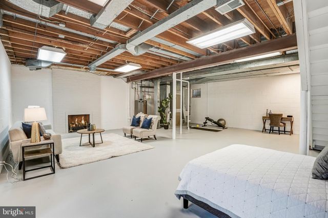 $2,350,130 | 5013 Randall Lane, Bethesda, MD 20816